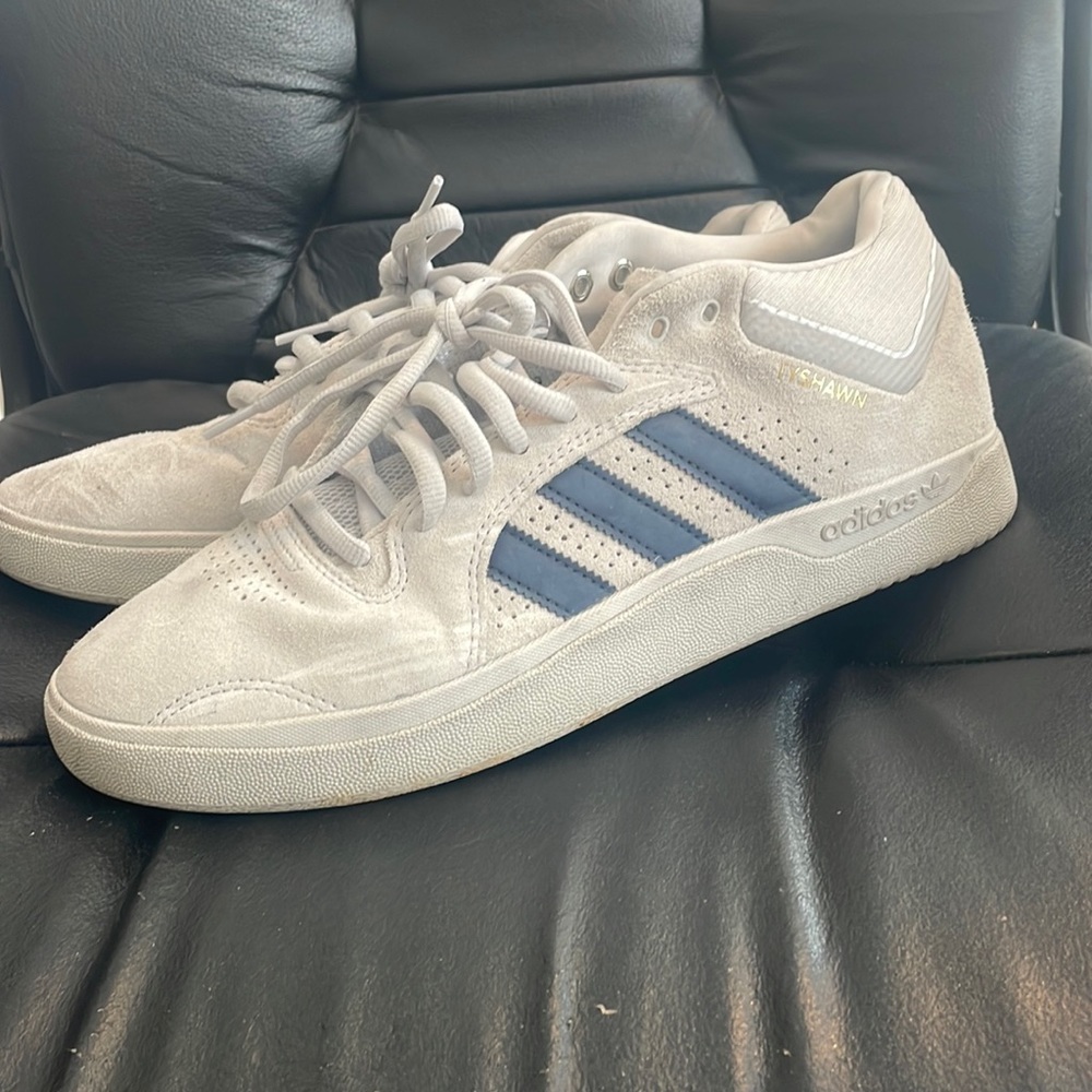 Men’s Navy Adidas TYSHAWN Skate Shoes
